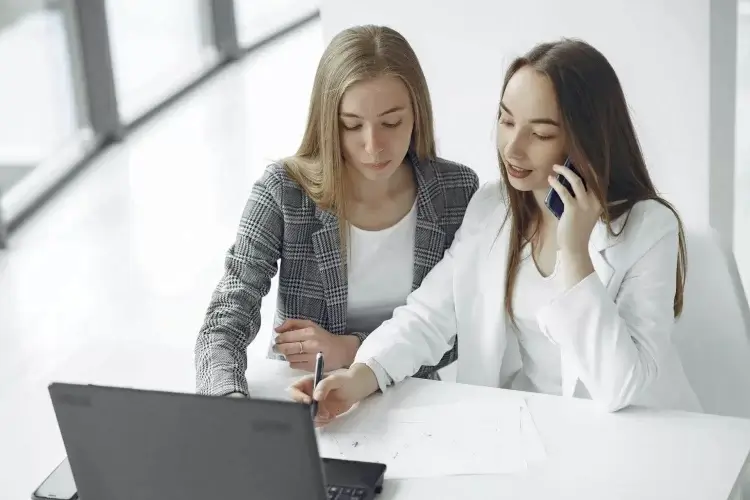 How to Track Employees Without Spying or Breaking Trust